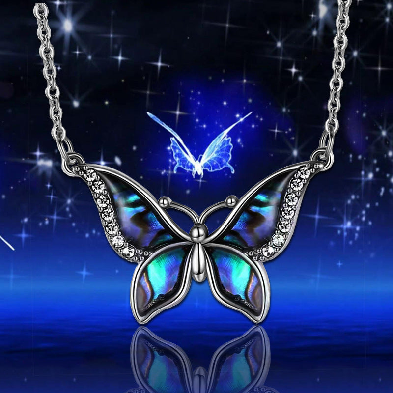 Butterfly pendant necklace N125