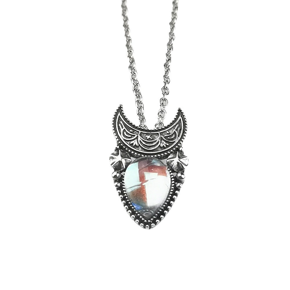 Moonstone moon pendant necklace N115